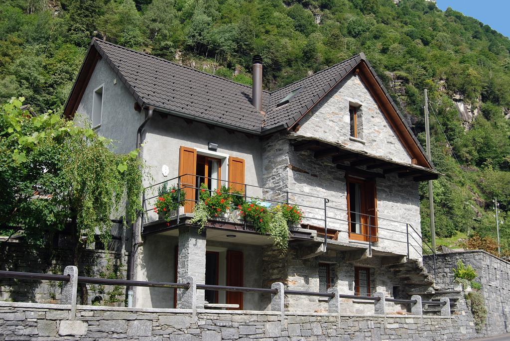 Casa Fontanella Villa Brione  Luaran gambar